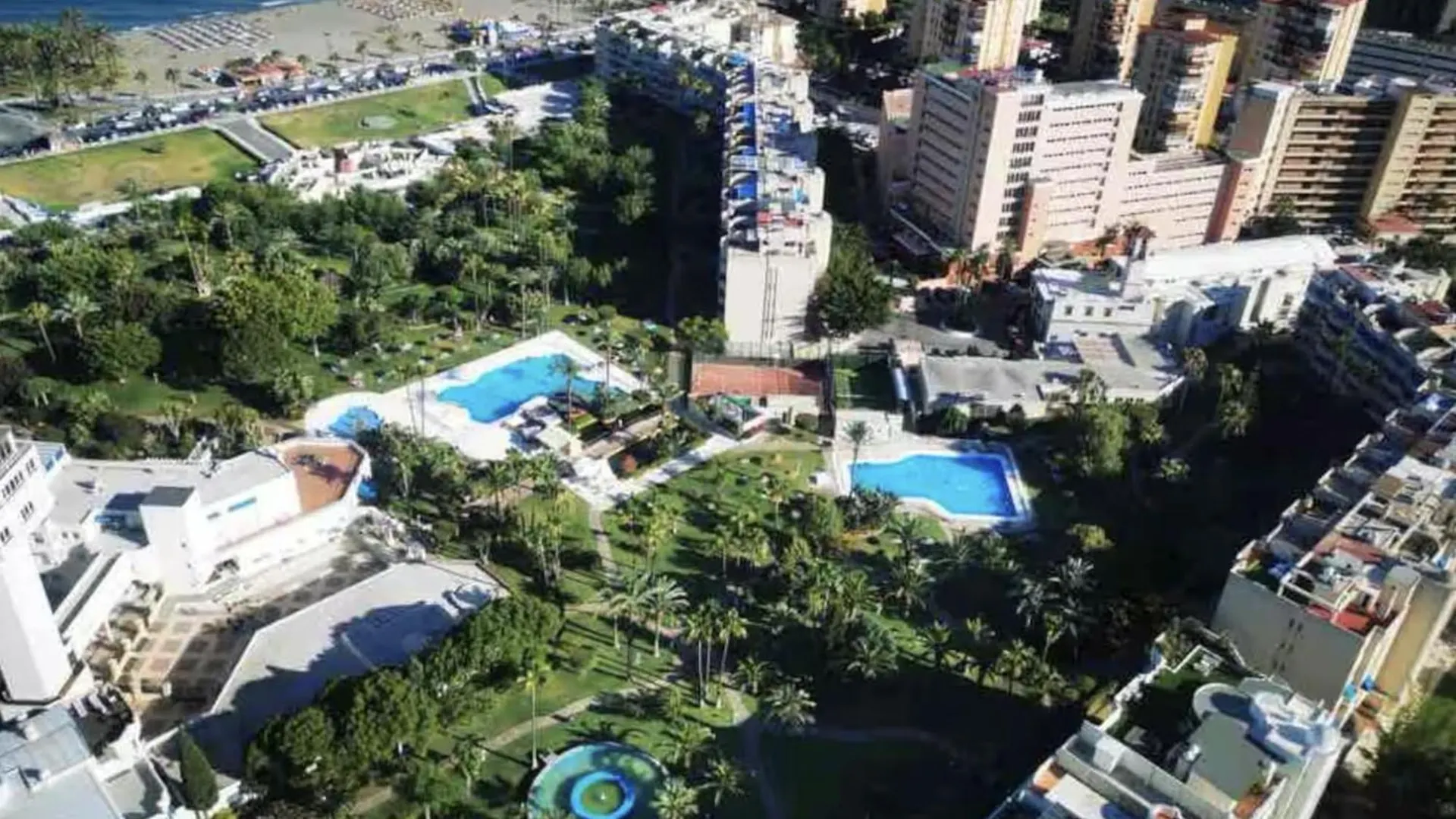 公寓 Costalago Beachfront 托雷莫利诺斯